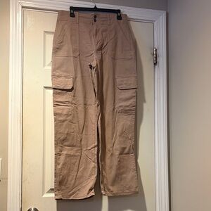 Wide-Leg Cargo Pants in Light Brown - Women